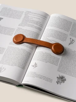 Hereu Studio Home<ESCRIBANO